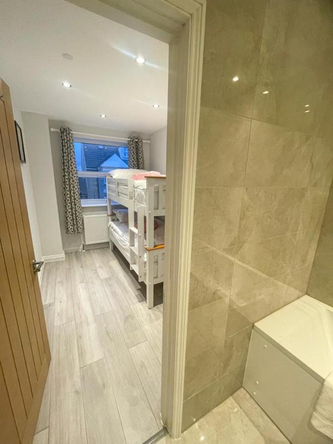 Villa 2A Seymour Road Sutton  Esterno foto
